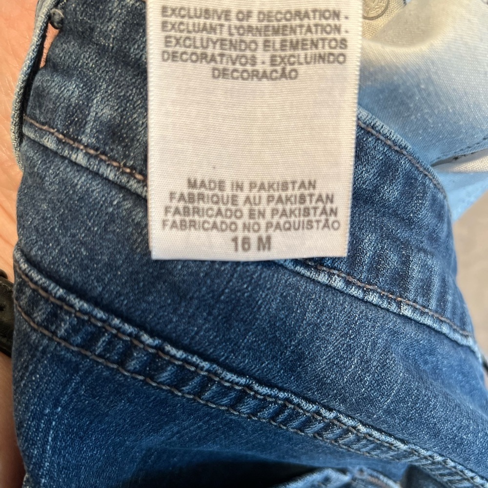 Levi’s red label jeans. Mid rise skinny jeans. Size 16. - Picture 6 of 6